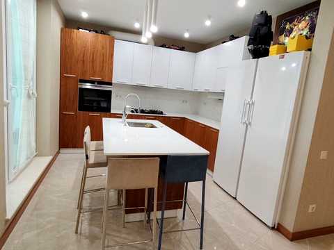 квартира по адресу Пекарская ул., 30