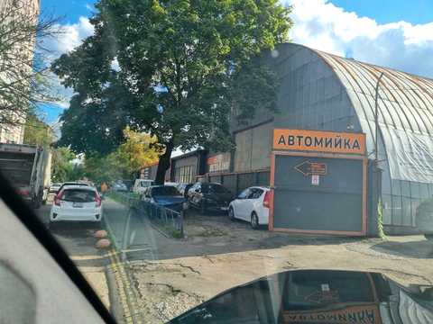 комерційна за адресою Ямська вул., 34-36