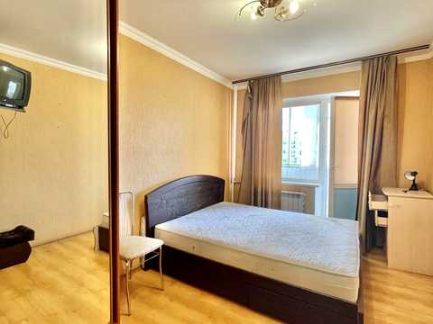 квартира за адресою Михайла Лушпи просп. (Космонавтів), 9