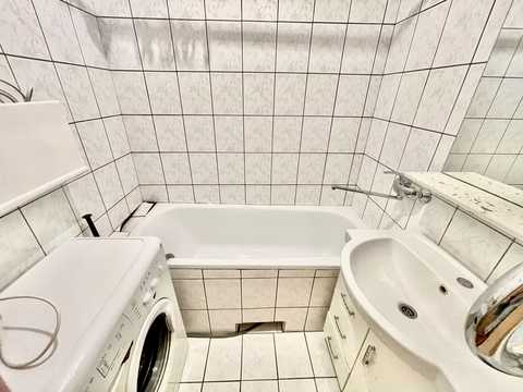 квартира по адресу Михаила Лушпы просп. (Космонавтів), 9