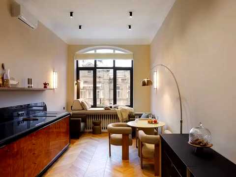 квартира за адресою Заньковецької вул., 6