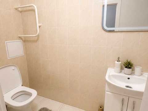 квартира за адресою Раїси Окіпної вул., 4