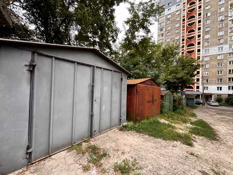 паркоместо по адресу Киев, Печенежская ул., 34