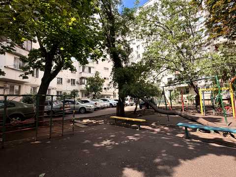 квартира за адресою Святослава Ріхтера вул. (Щорса), 132/1