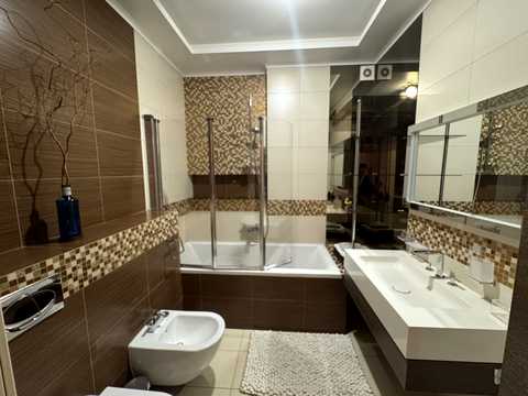 квартира за адресою Почайнинська вул., 70