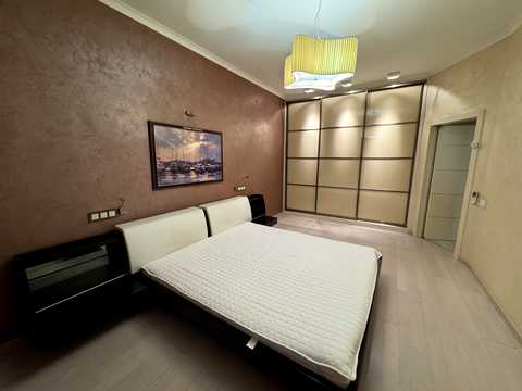 квартира за адресою Почайнинська вул., 70