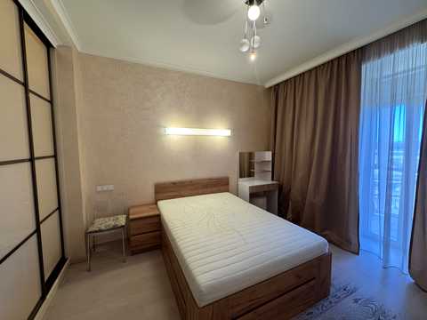 квартира за адресою Почайнинська вул., 70