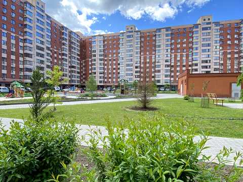 квартира за адресою Співдружності вул., 1