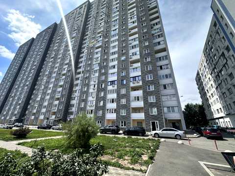 комерційна за адресою Ревуцького вул., 54