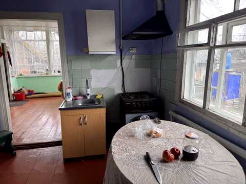 будинок за адресою Остер, Колісника, 86