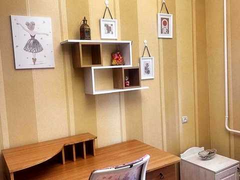 квартира за адресою Академіка Єфремова вул. (Командарма Уборевича), 4