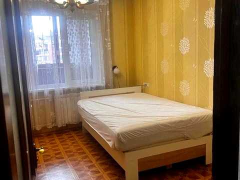 квартира за адресою Академіка Єфремова вул. (Командарма Уборевича), 4