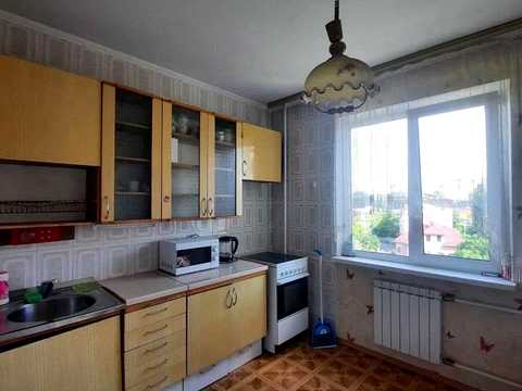 квартира за адресою Академіка Єфремова вул. (Командарма Уборевича), 4