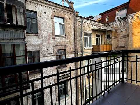 квартира за адресою Антоновича вул. (Горького), 72