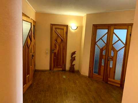 квартира по адресу Валерия Лобановского просп. (Червонозоряний), 130