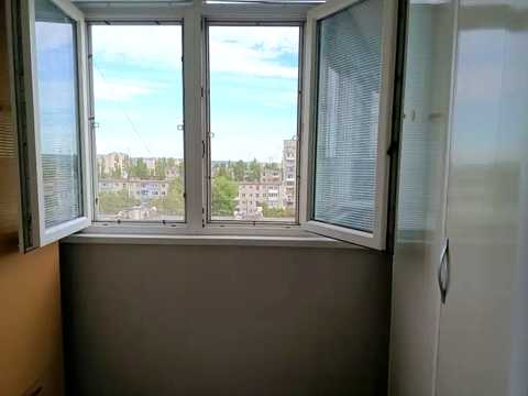 квартира за адресою Космонавтів вул., 4