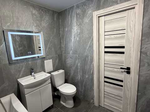 квартира за адресою Квітів вул., 12