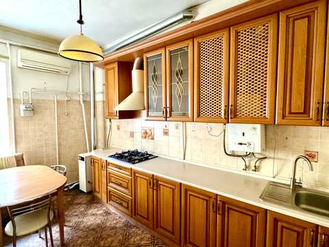 квартира за адресою Болгарська вул., 17