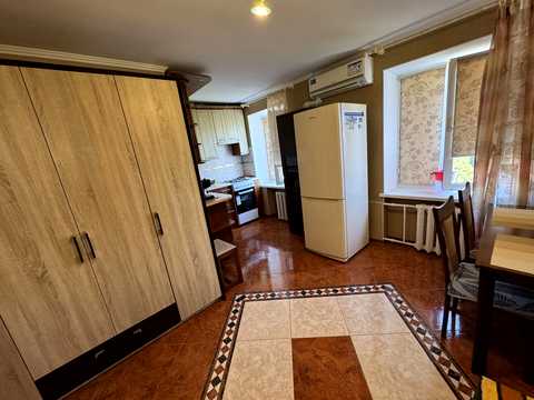 квартира за адресою Академіка Корольова вул., 2