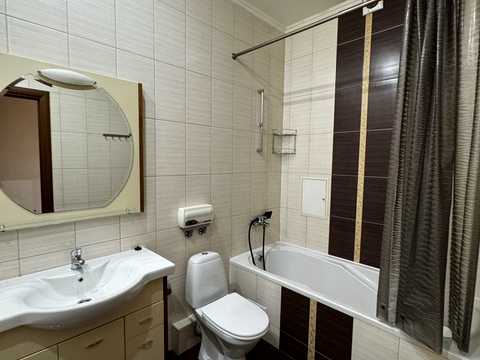 квартира за адресою Антоновича вул. (Горького), 72