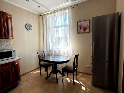 квартира за адресою Антоновича вул. (Горького), 72
