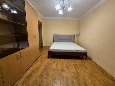 квартира за адресою Білоруська вул., 15-Б