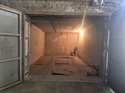 паркоместо по адресу Стрелочная ул., 8