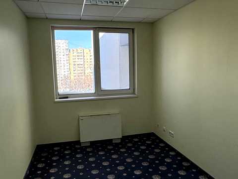 комерційна за адресою Голосіївська вул., 7