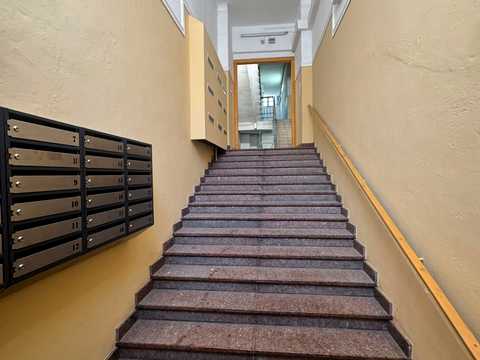комерційна за адресою Шота Руставелі вул., 33-А