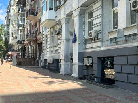 комерційна за адресою Шота Руставелі вул., 33-А