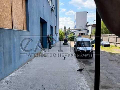 комерційна за адресою Віскозна вул., 17