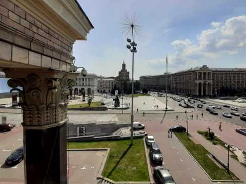 коммерческая по адресу Крещатик ул. (Kreschatic), 7/11