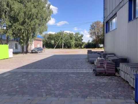 комерційна за адресою смт. Чемерівці, Головна, 1