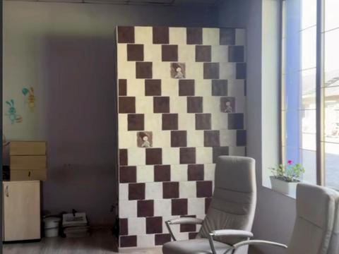 комерційна за адресою смт. Чемерівці, Головна, 1