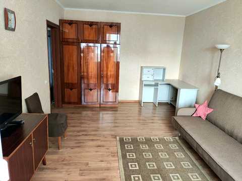 квартира за адресою Миколи Бажана просп., 9-Д