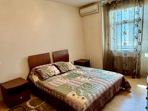 квартира за адресою В'ячеслава Чорновола вул., 44