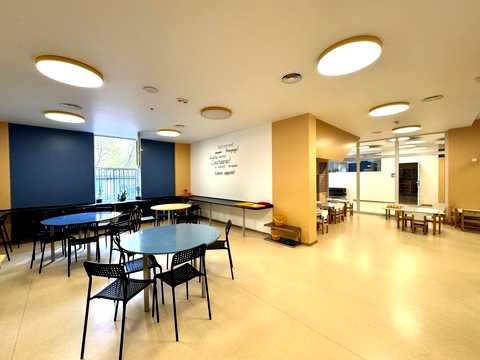 комерційна за адресою Предславинська вул., 53