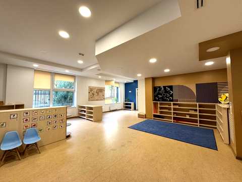 комерційна за адресою Предславинська вул., 53