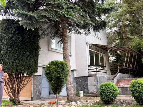 дом по адресу Нагірний пер., 4
