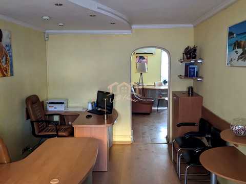 квартира за адресою Трьохсвятительська вул., 3