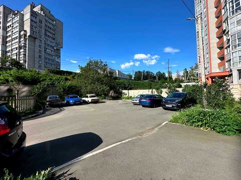 квартира за адресою Тополина вул., 7-А