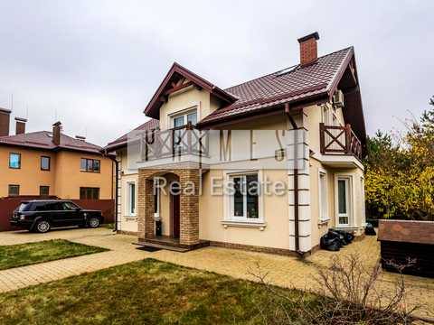 дом по адресу Київська