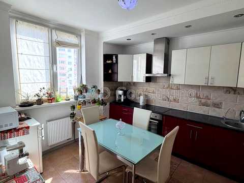 квартира за адресою Олени Пчілки вул., 8