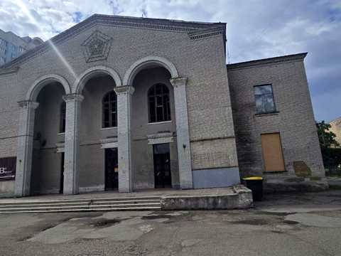 комерційна за адресою Бориспільська вул., 10
