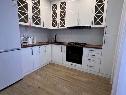 квартира за адресою Нижня Берегова вул., 2/2м