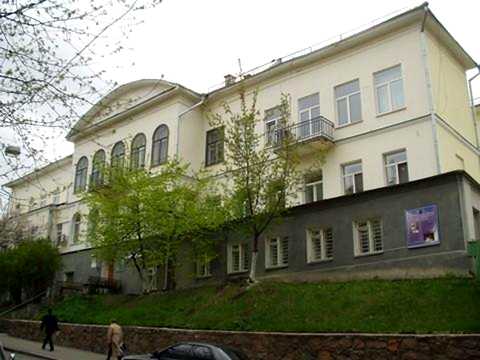 коммерческая по адресу Лютеранская ул., 16