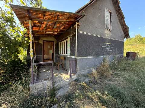 будинок за адресою Центральна, 35