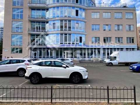 коммерческая по адресу Раисы Окипной ул., 8А