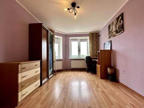 квартира за адресою Теплична вул., 42