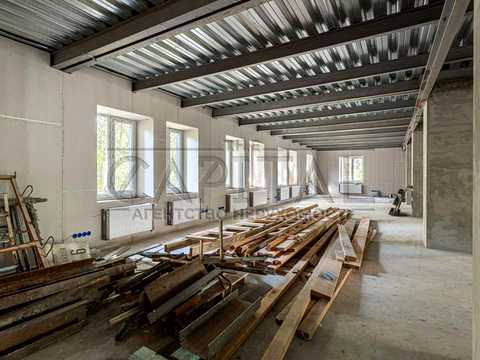 комерційна за адресою Полкова вул., 1